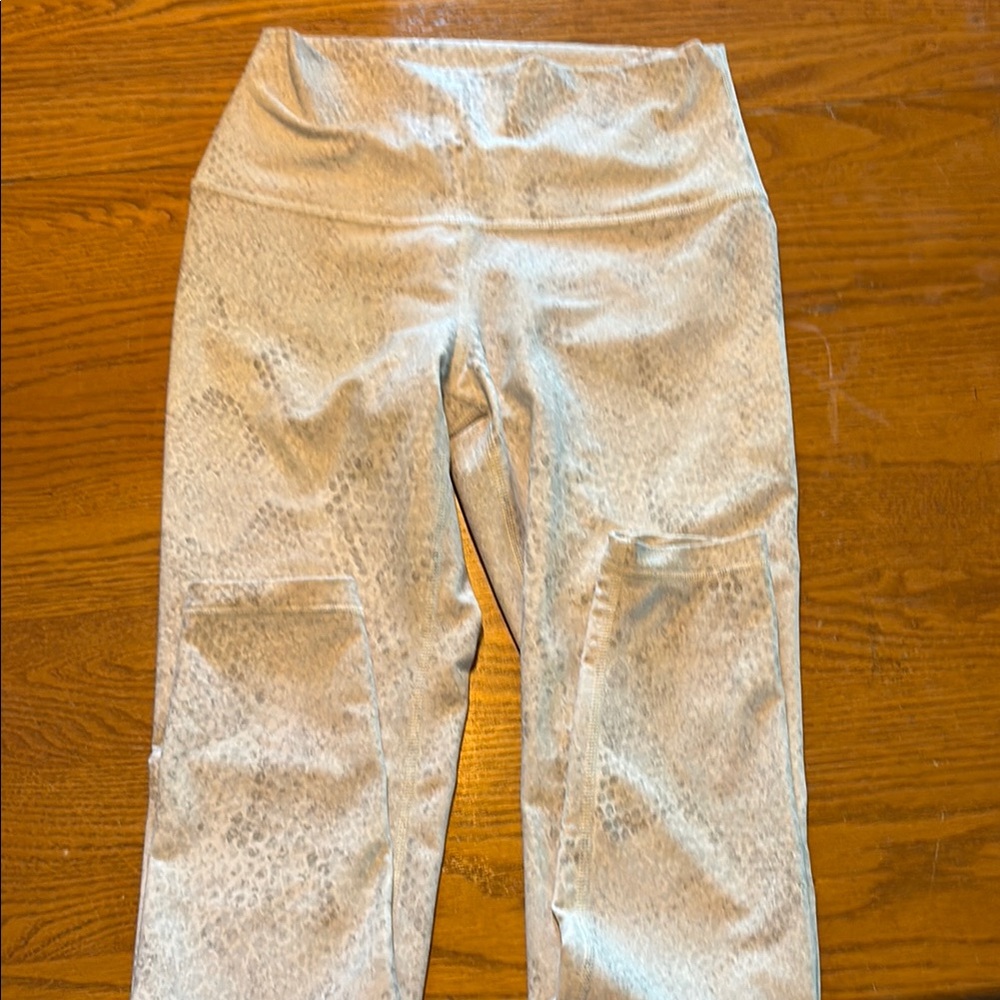 (5/$20) Old Navy Active Powersoft High-Rise Leggings